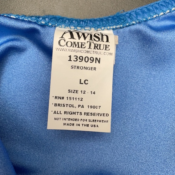 Red and Blue Child Large Dance Costume - Picture 3 of 4